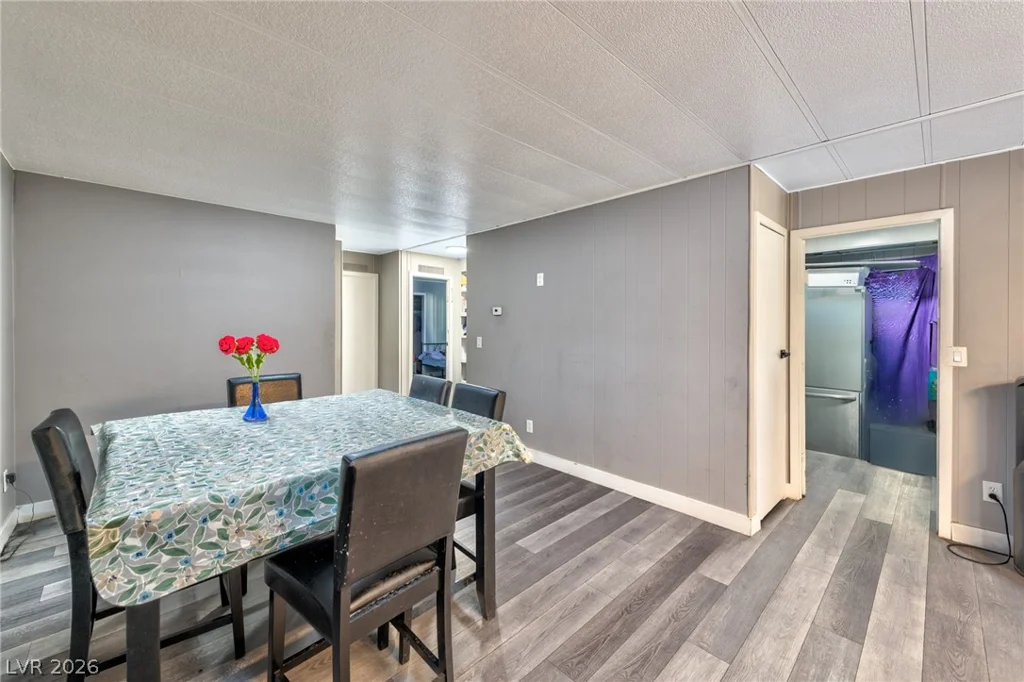 80 Vegas Valley, Pahrump, NV 89048