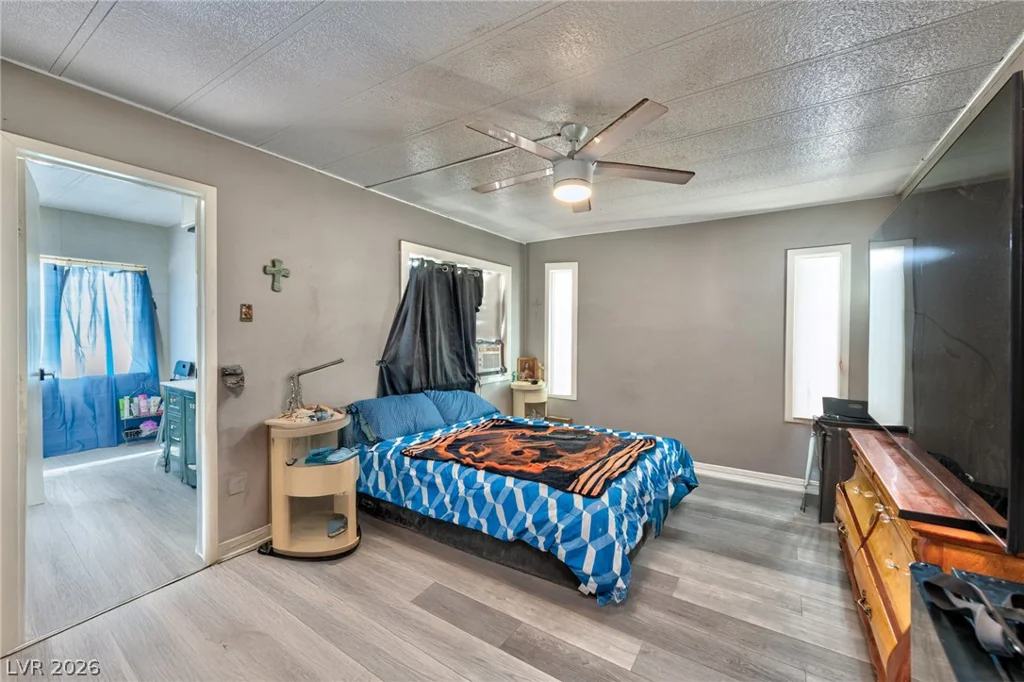 80 Vegas Valley, Pahrump, NV 89048