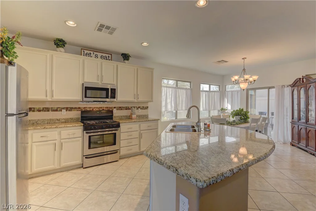 2213 Dolphin Beach, North Las Vegas, NV 89081