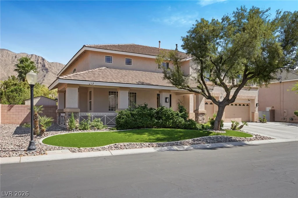728 Lava Falls, Las Vegas, NV 89110