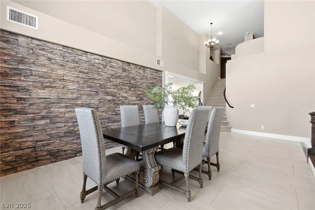 728 Lava Falls, Las Vegas, NV 89110
