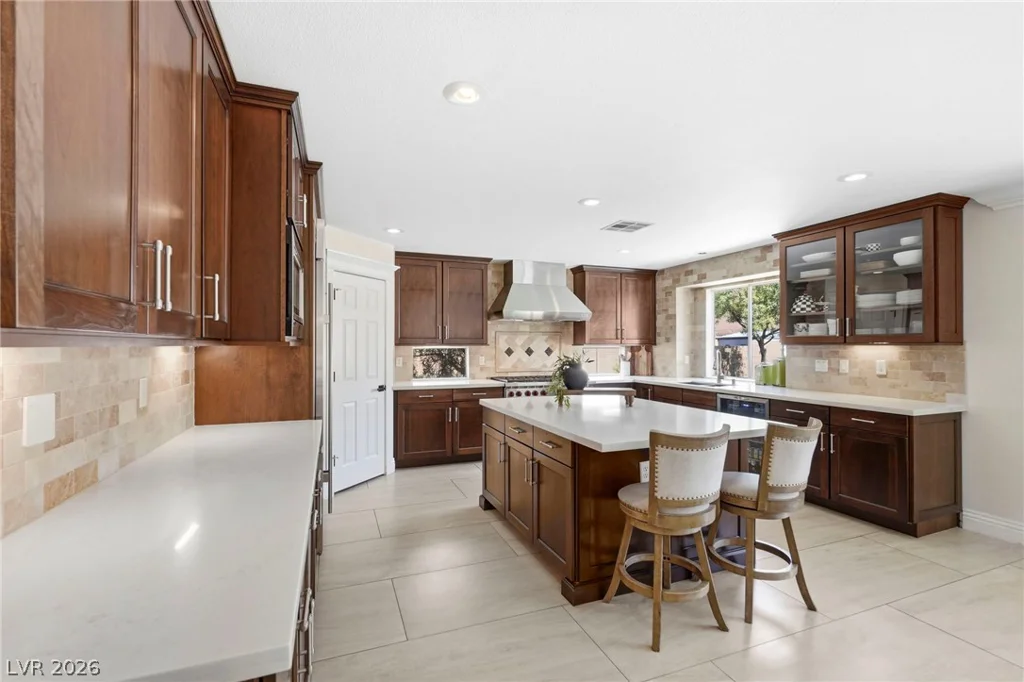 728 Lava Falls, Las Vegas, NV 89110