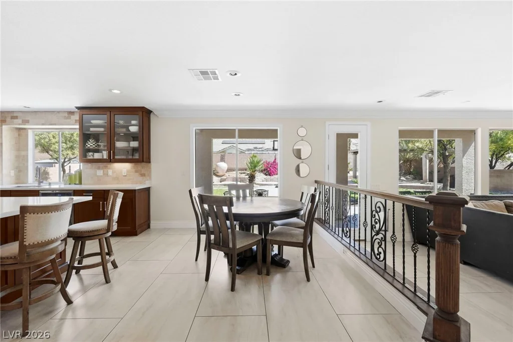 728 Lava Falls, Las Vegas, NV 89110