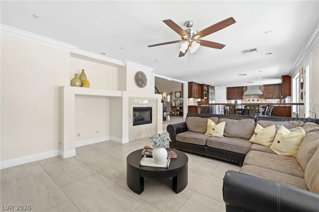 728 Lava Falls, Las Vegas, NV 89110