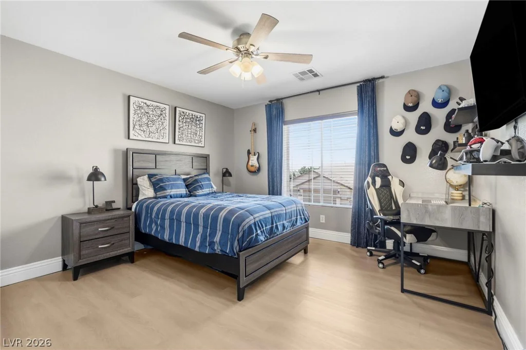 728 Lava Falls, Las Vegas, NV 89110
