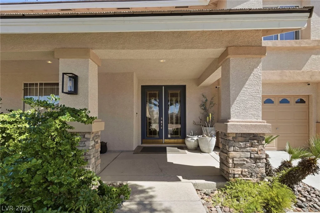 728 Lava Falls, Las Vegas, NV 89110