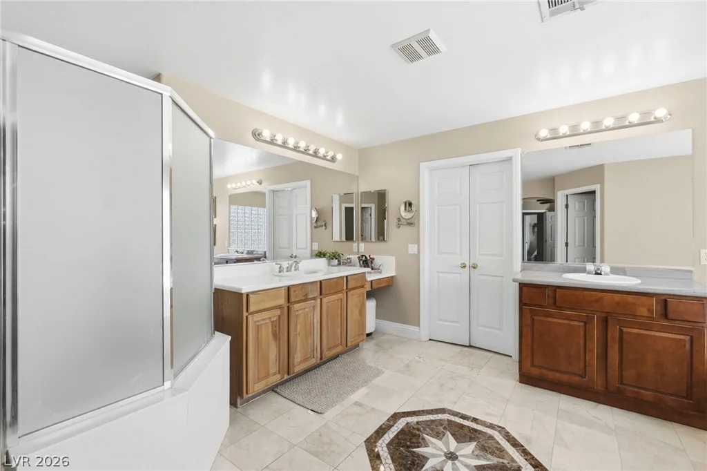 728 Lava Falls, Las Vegas, NV 89110