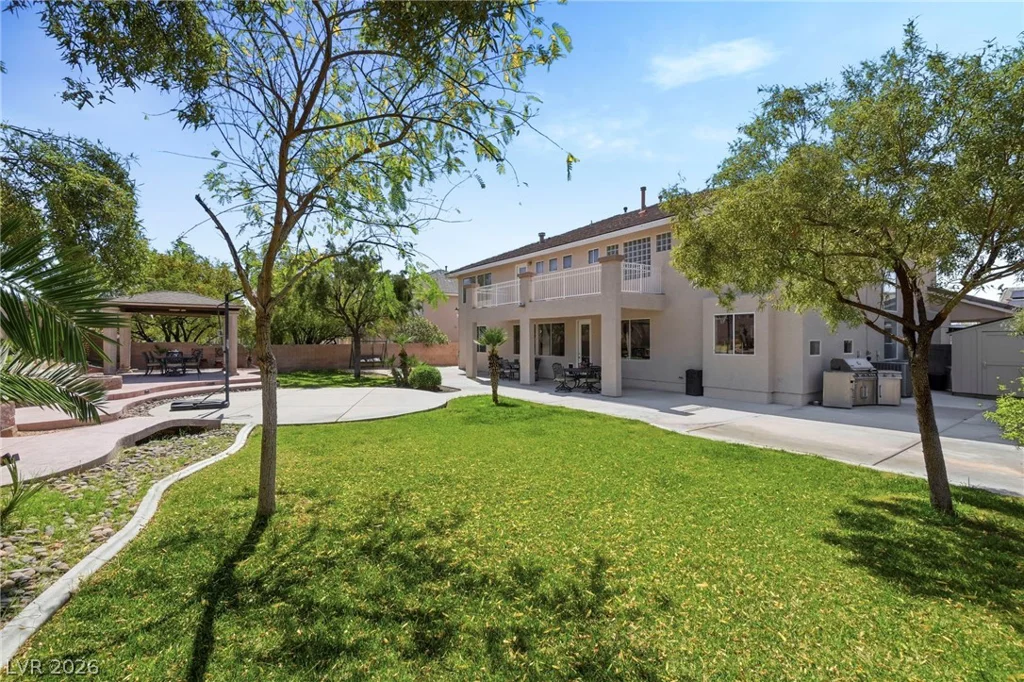 728 Lava Falls, Las Vegas, NV 89110