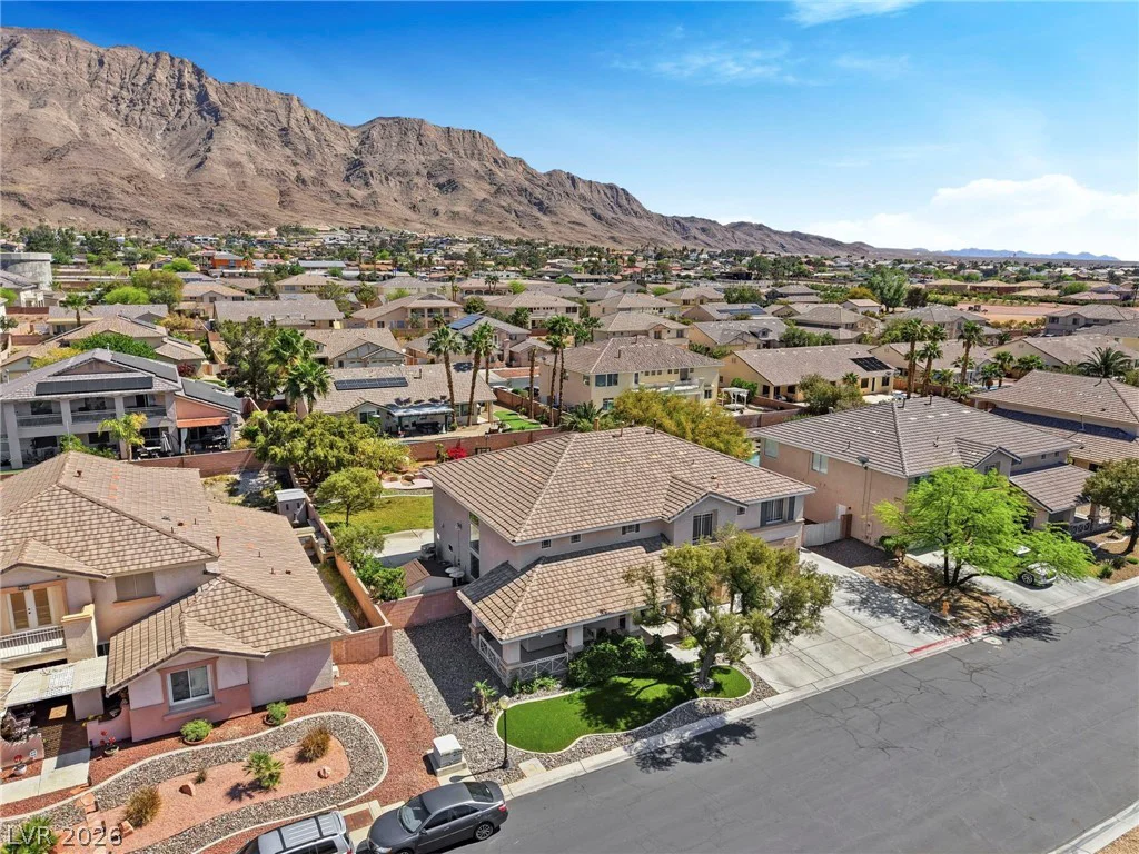 728 Lava Falls, Las Vegas, NV 89110