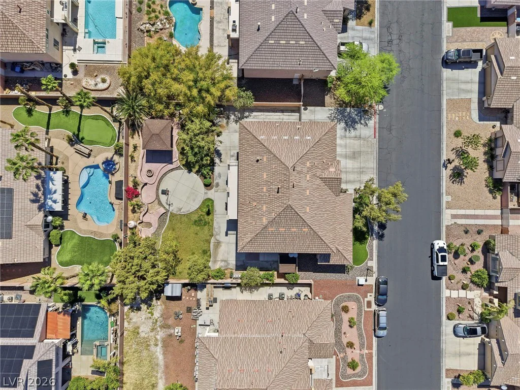 728 Lava Falls, Las Vegas, NV 89110
