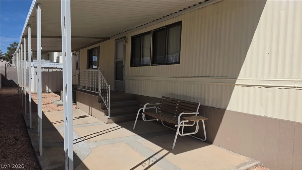 4633 Royal Ridge, Las Vegas, NV 89103