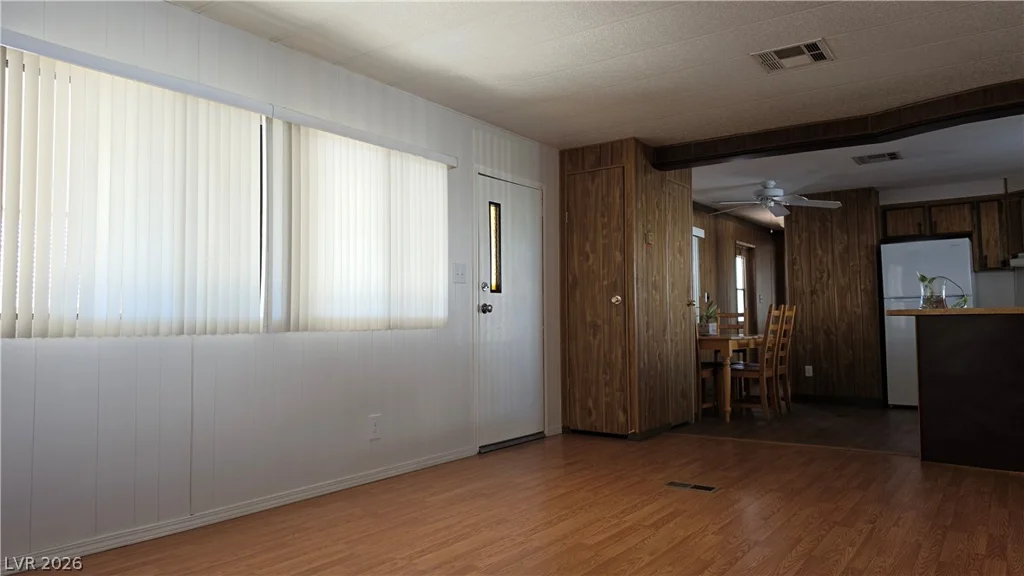 4633 Royal Ridge, Las Vegas, NV 89103