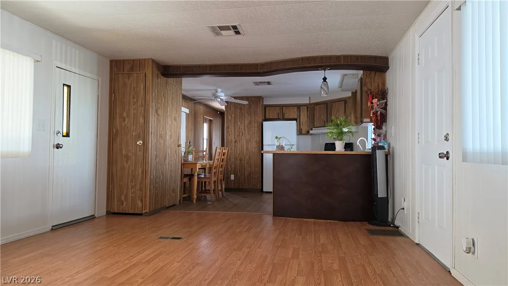 4633 Royal Ridge, Las Vegas, NV 89103