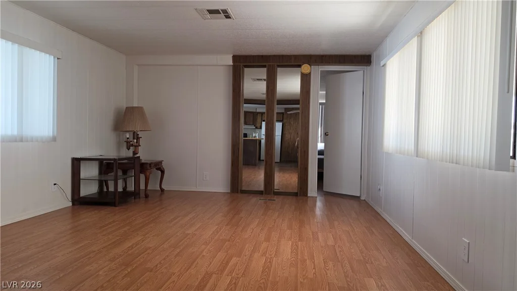 4633 Royal Ridge, Las Vegas, NV 89103
