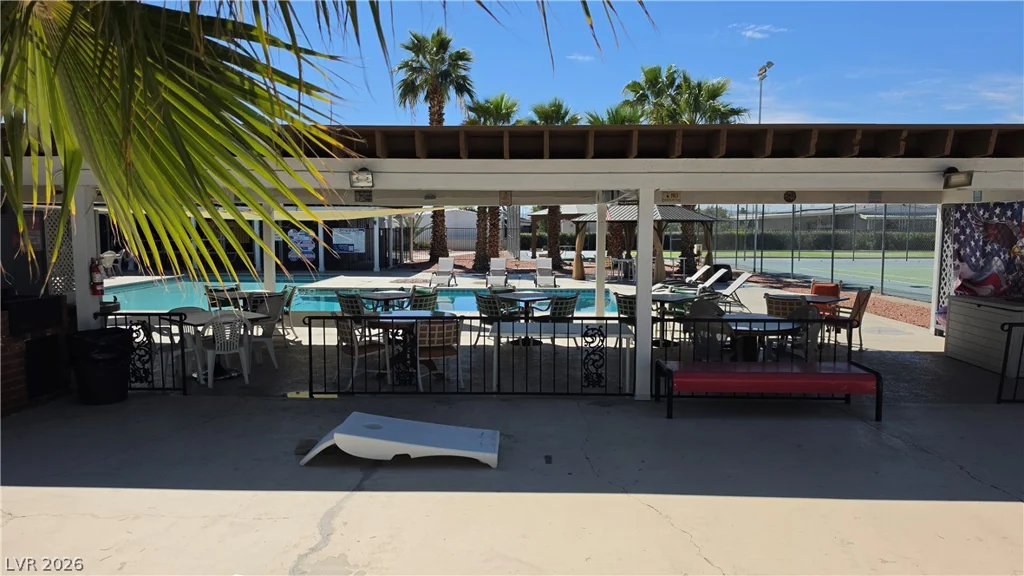 4633 Royal Ridge, Las Vegas, NV 89103