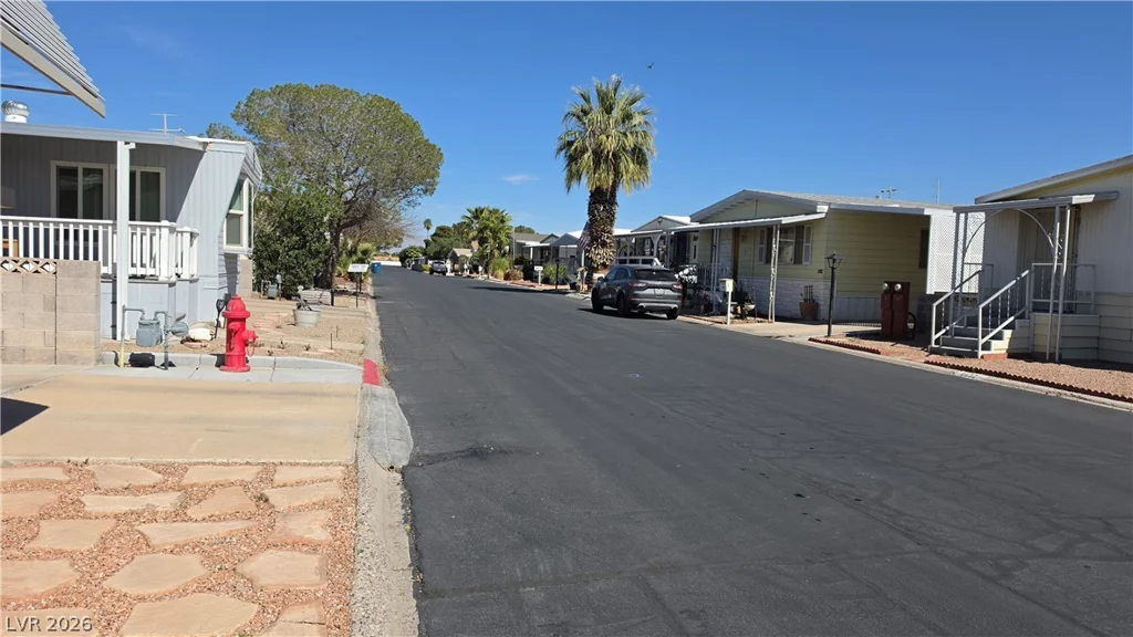4633 Royal Ridge, Las Vegas, NV 89103