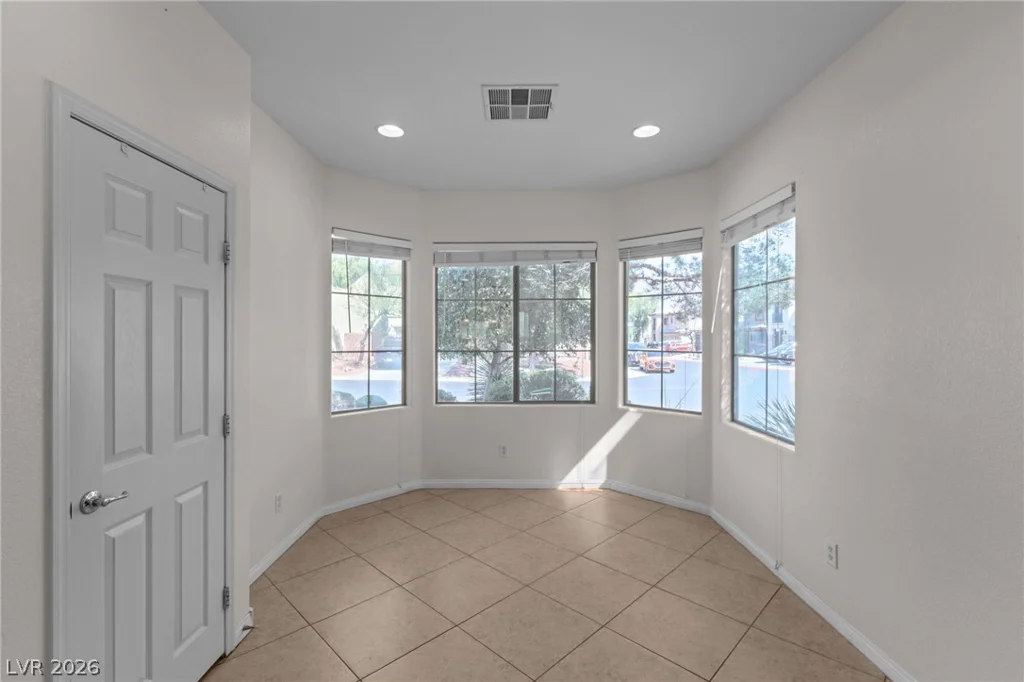 4051 Lancaster Falls, North Las Vegas, NV 89085