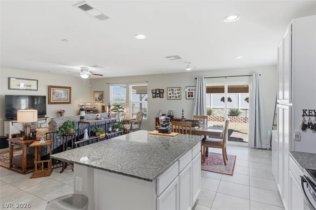 3882 Chaffe, Pahrump, NV 89061