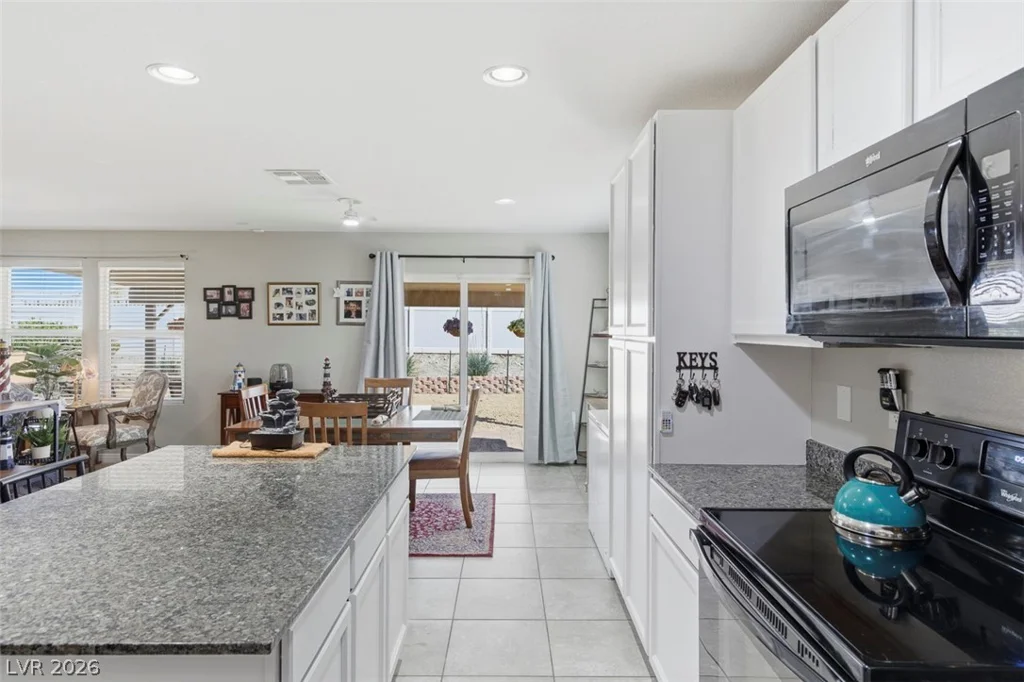 3882 Chaffe, Pahrump, NV 89061