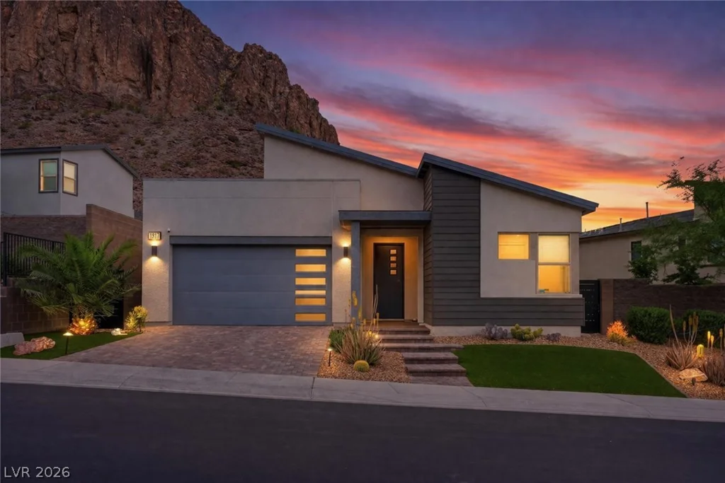 1917 Regal Bluff, Henderson, NV 89052