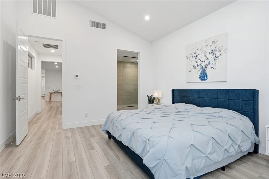 1917 Regal Bluff, Henderson, NV 89052