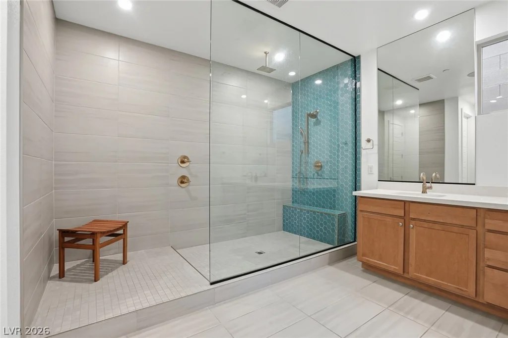 1917 Regal Bluff, Henderson, NV 89052