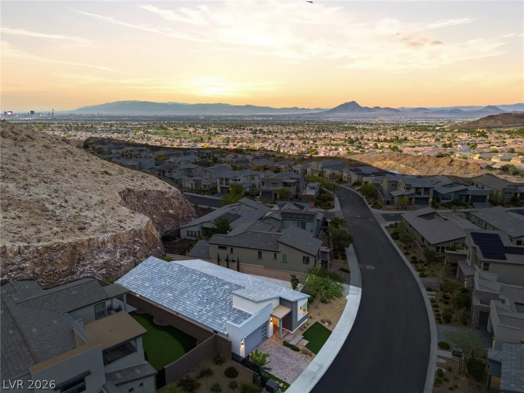 1917 Regal Bluff, Henderson, NV 89052