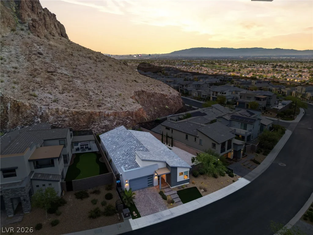1917 Regal Bluff, Henderson, NV 89052