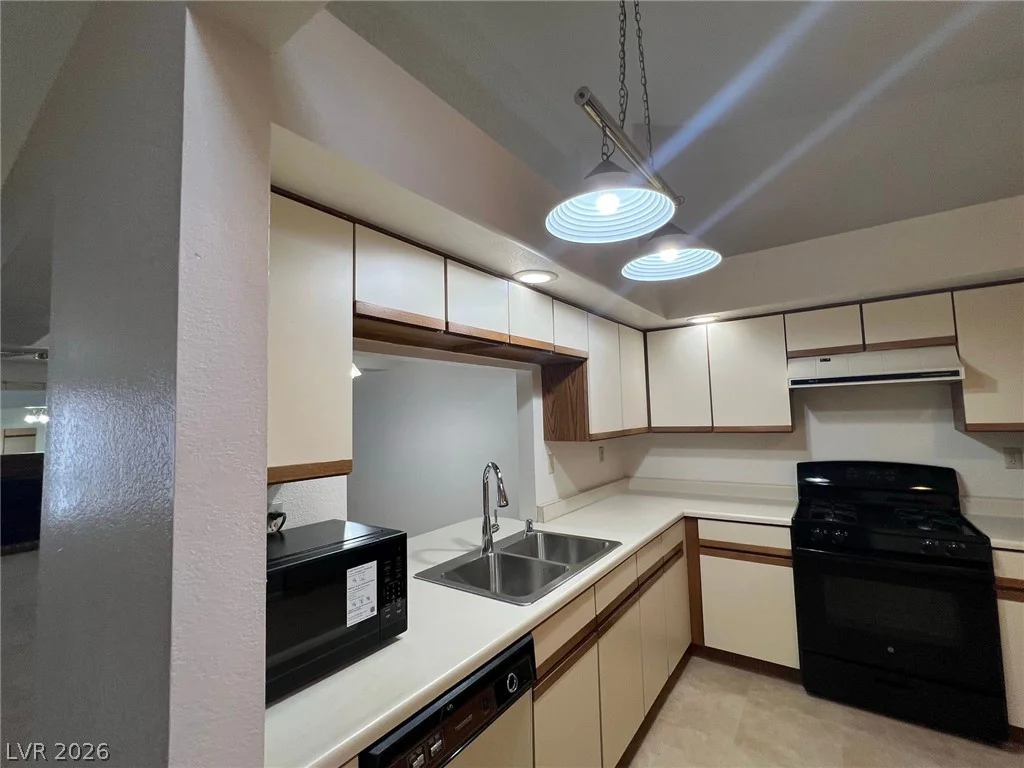 5205 Orchard Hills, Las Vegas, NV 89130
