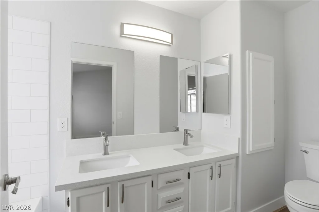 5415 Harmon, Las Vegas, NV 89103