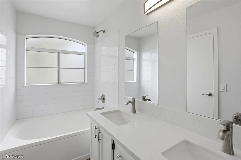 5415 Harmon, Las Vegas, NV 89103
