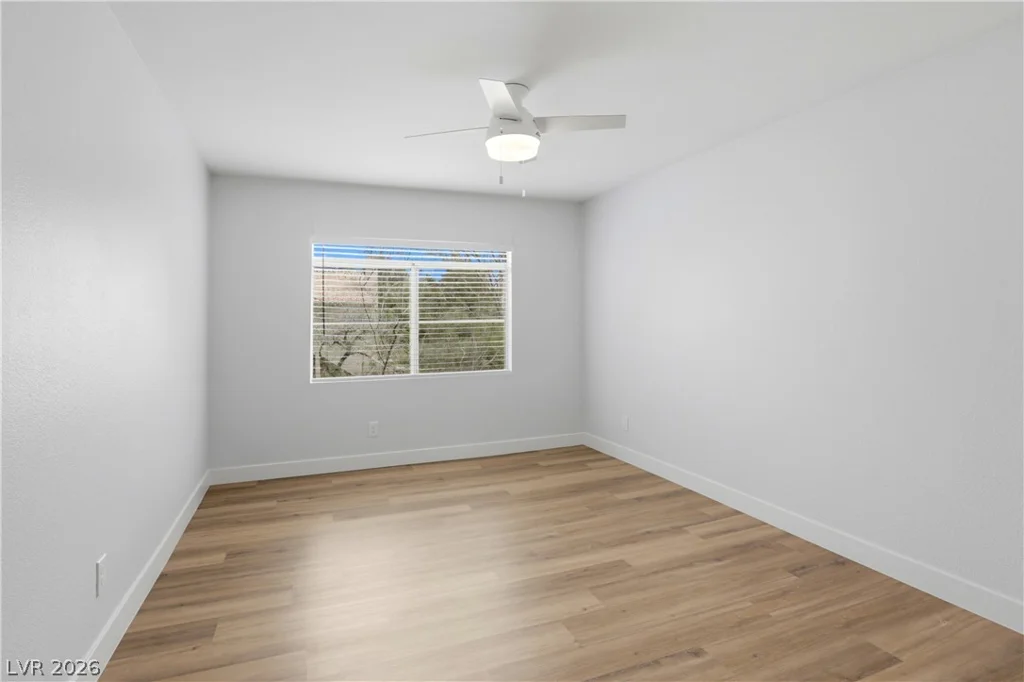 5415 Harmon, Las Vegas, NV 89103