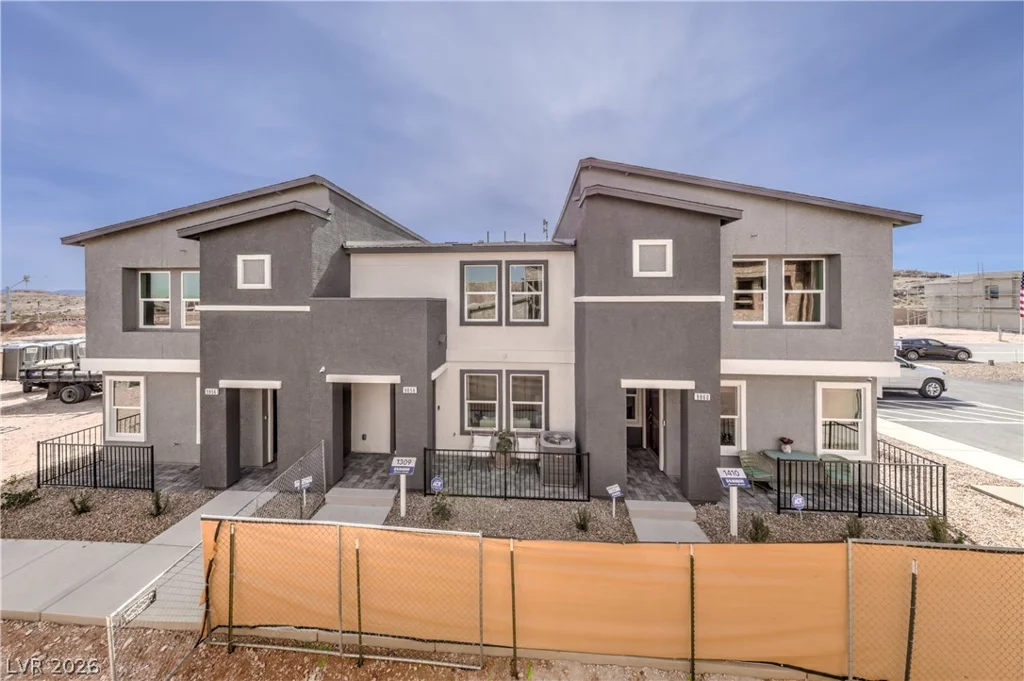 9668 Horseshoe Canyon, Las Vegas, NV 89178