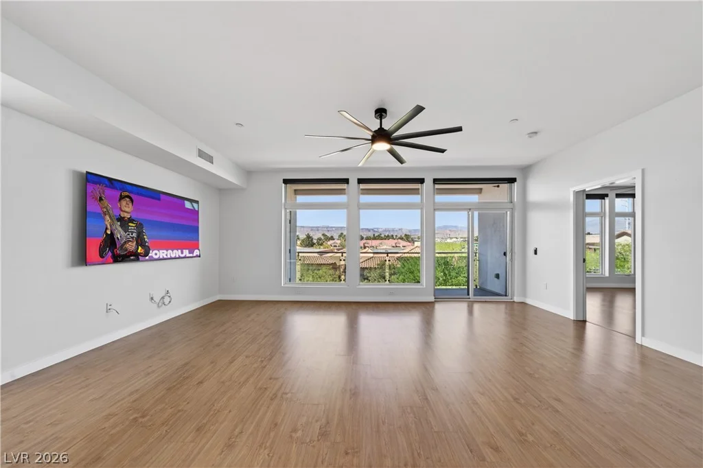 8925 Flamingo, Las Vegas, NV 89147