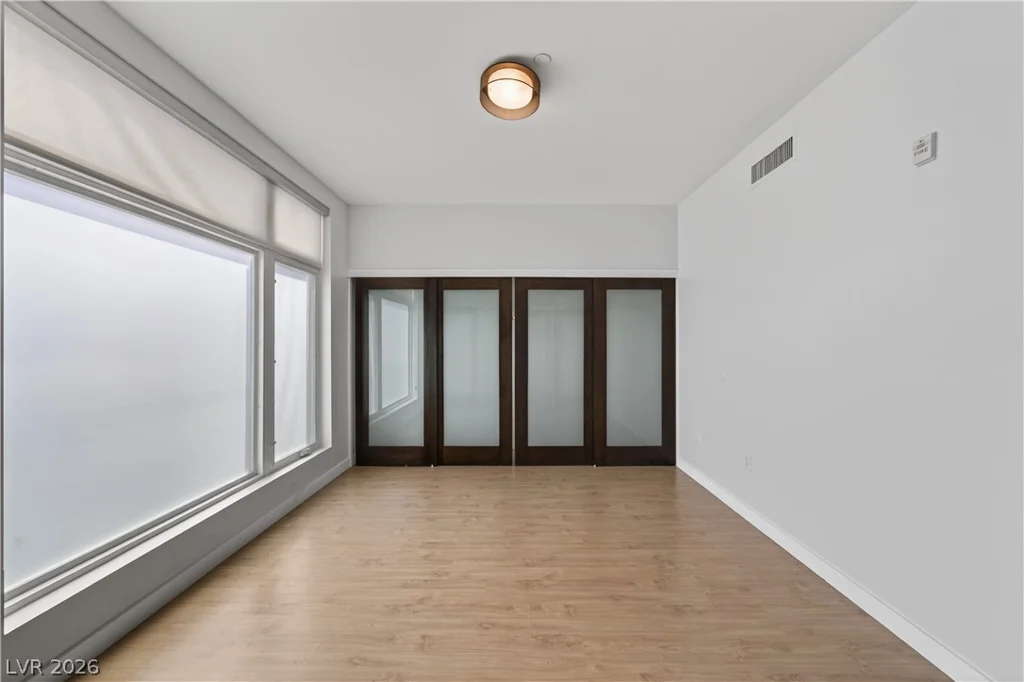 8925 Flamingo, Las Vegas, NV 89147