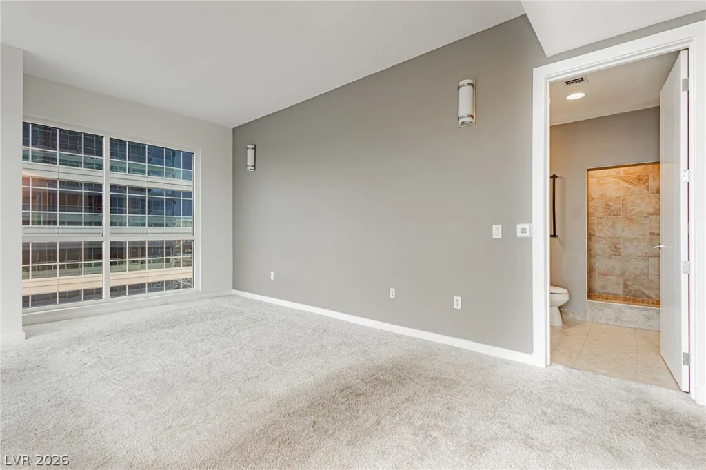 4575 Dean Martin, Las Vegas, NV 89103