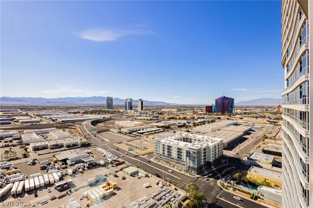 4575 Dean Martin, Las Vegas, NV 89103