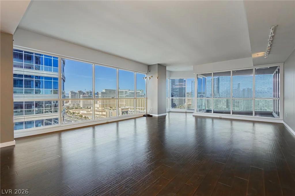 4575 Dean Martin, Las Vegas, NV 89103