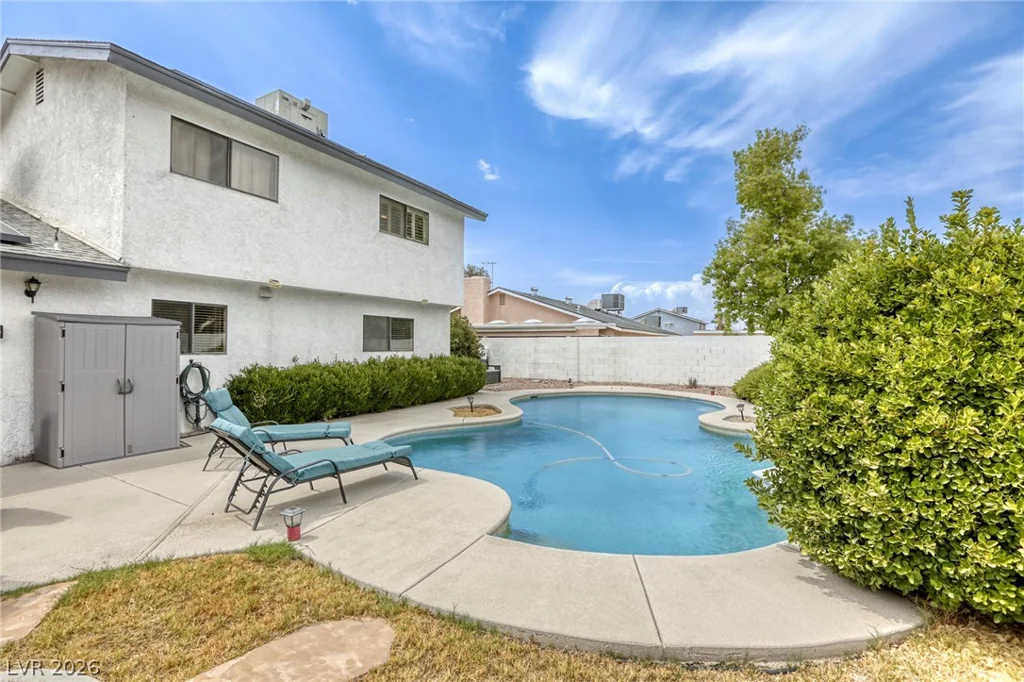 4562 Skyland, Las Vegas, NV 89121