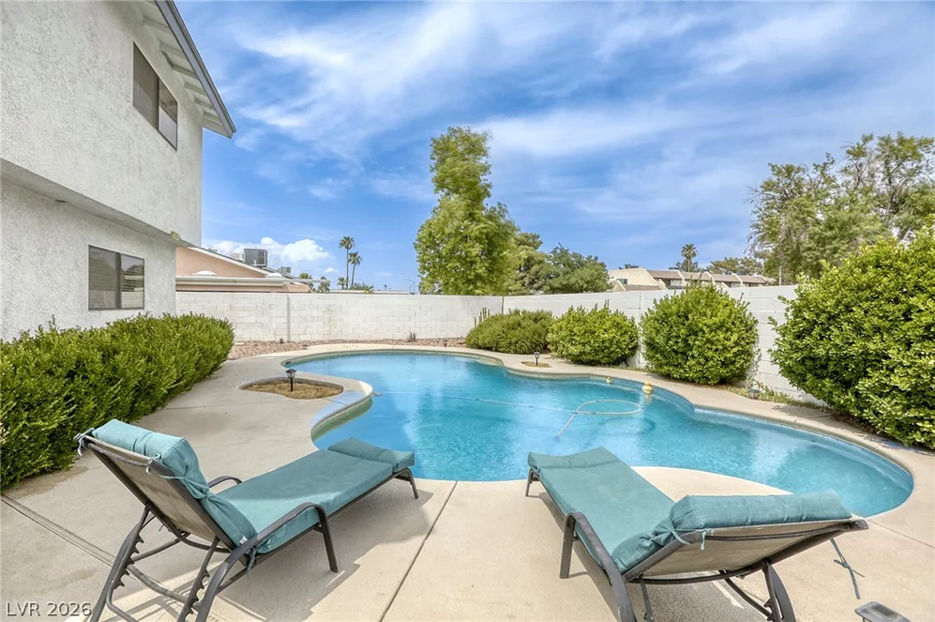 4562 Skyland, Las Vegas, NV 89121
