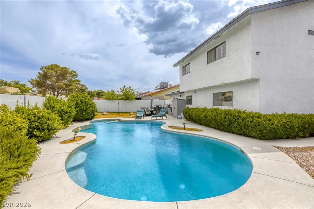 4562 Skyland, Las Vegas, NV 89121