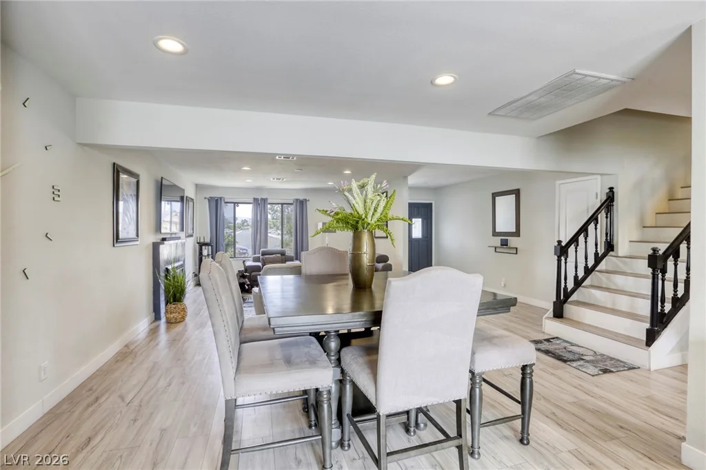 4562 Skyland, Las Vegas, NV 89121