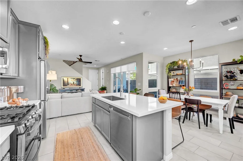 780 Last Dance, Henderson, NV 89011