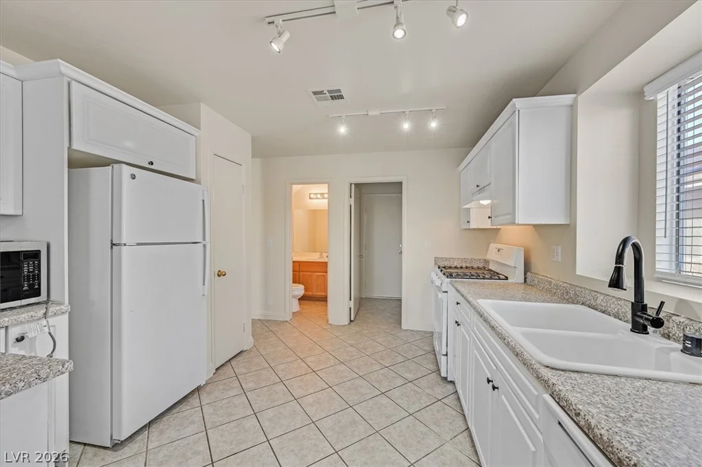 3708 Bronco Billy, Las Vegas, NV 89129