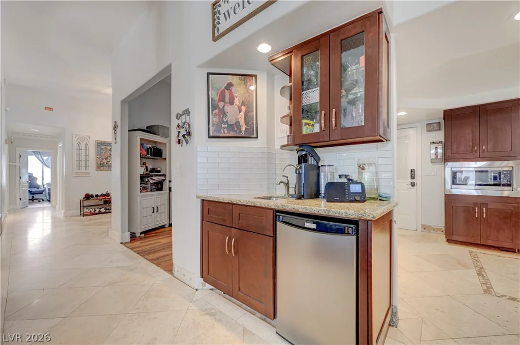 631 Robin, Henderson, NV 89015