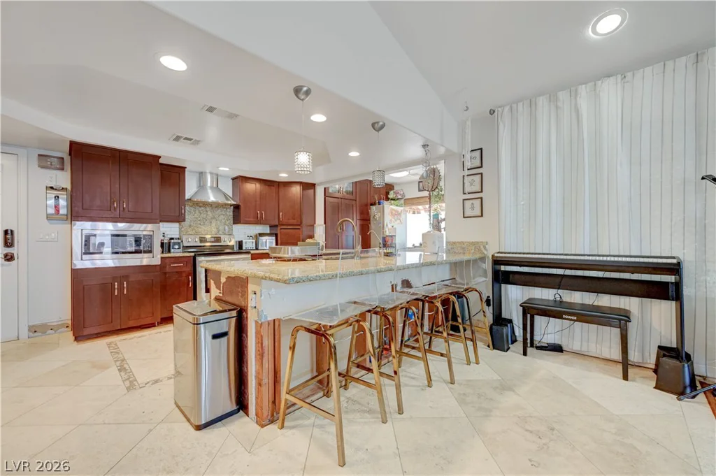 631 Robin, Henderson, NV 89015