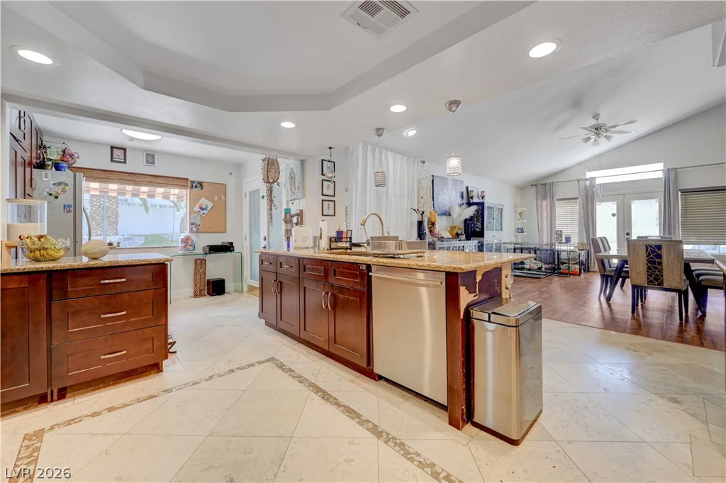 631 Robin, Henderson, NV 89015