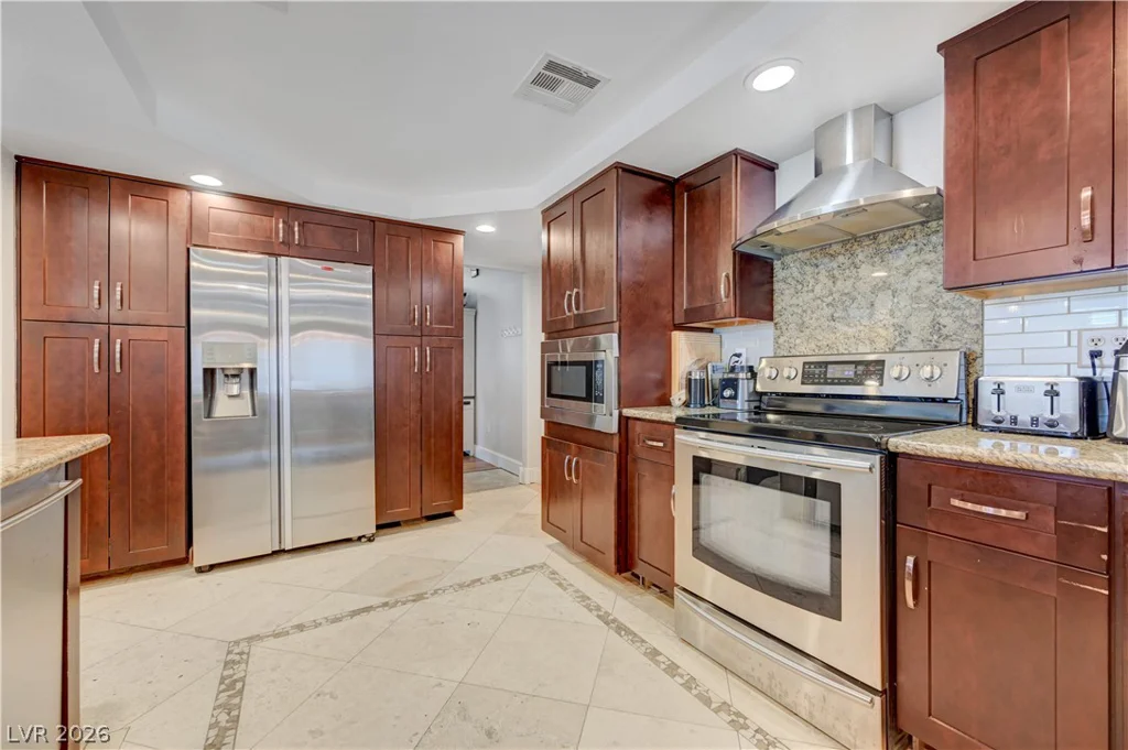 631 Robin, Henderson, NV 89015