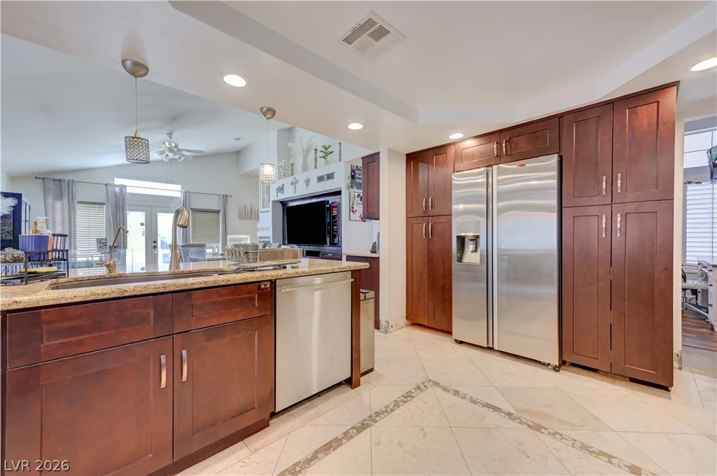 631 Robin, Henderson, NV 89015