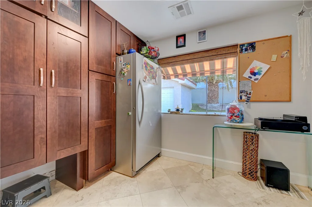 631 Robin, Henderson, NV 89015
